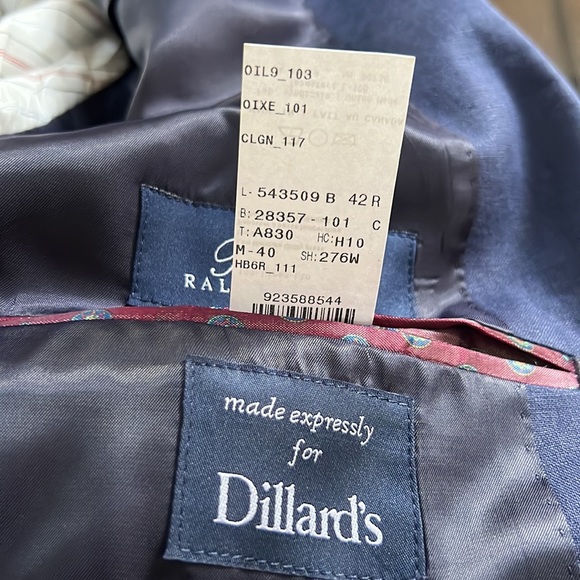 HOST PICK.Ralph Lauren Classic Fit Fine Tailoring 100% Linen Suit and Pants Set. - Picture 14 of 17